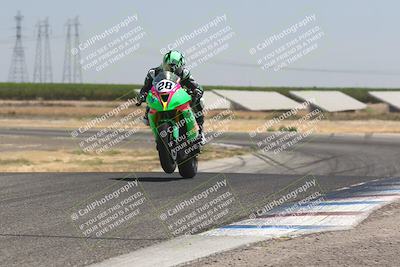 media/Aug-04-2024-TrackDaz (Sun) [[e1ff0814b6]]/Group A/12pm (Wheelie Bump)/